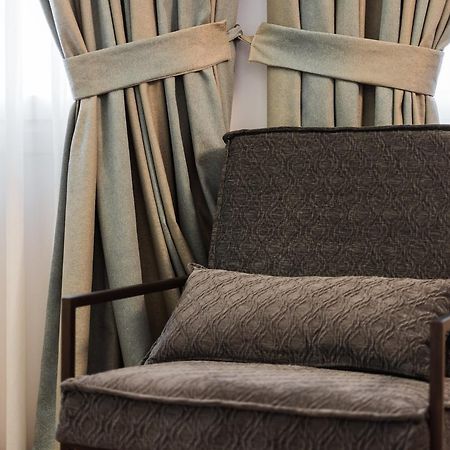 Acropolis Executive Suite Афины Экстерьер фото