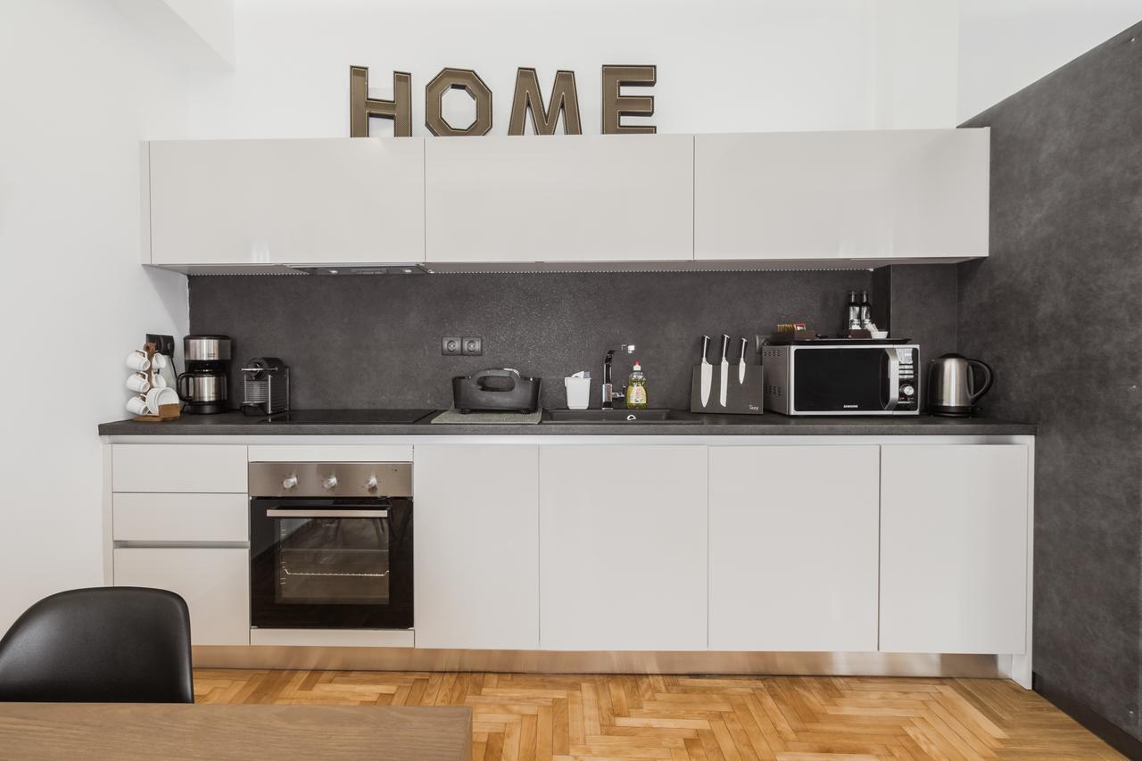 Acropolis Executive Suite Афины Экстерьер фото